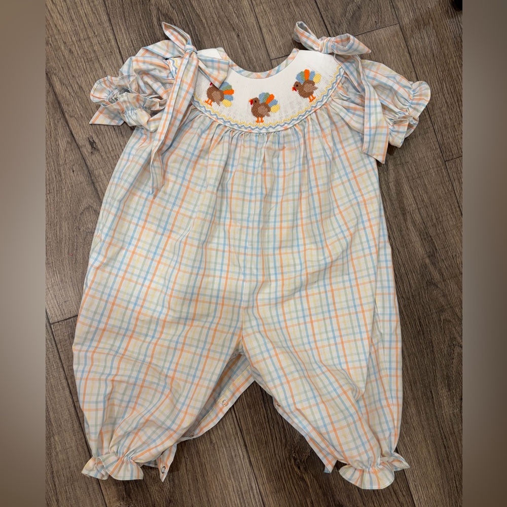 Stitchy Fish Turkey Smock